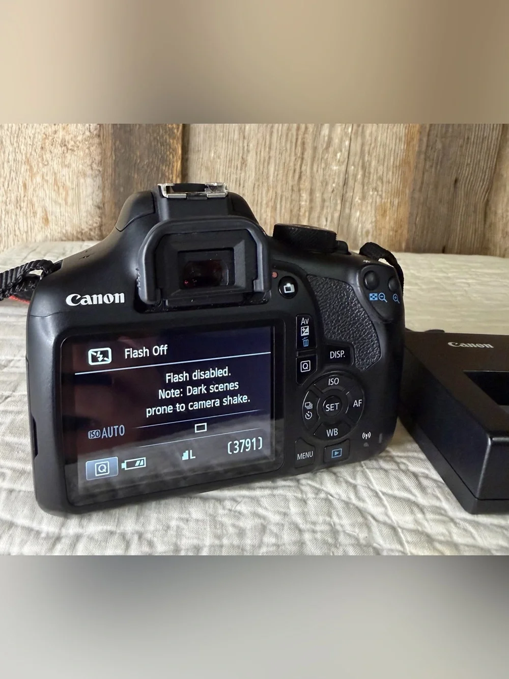 Canon Rebel T6 EOS 1300D DSLR Camera W/ Lenses and Accessories Bundle EUC
